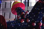 xmas_les_halles_1.JPG (60552 bytes)