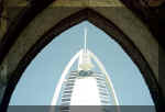 Burj-Al-Arab_7.JPG (116147 bytes)